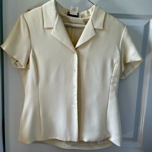 Jones New York Cream blouse size 8